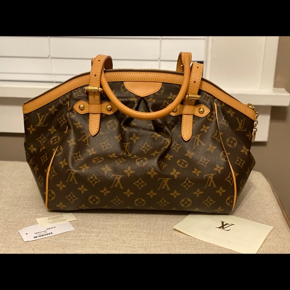 👜 AUTHENTIC LOUIS VUITTON TIVOLI GM 👜 - Picture 2 of 10